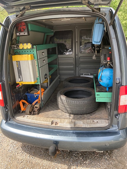 Volkswagen Caddy 4 of 4