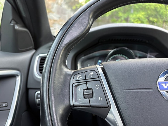 Volvo V60 13 of 20