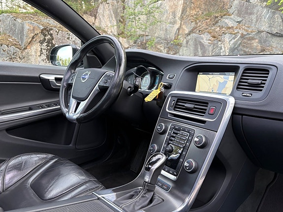 Volvo V60 8 of 20