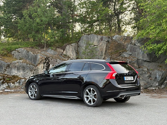 Volvo V60 4 of 20