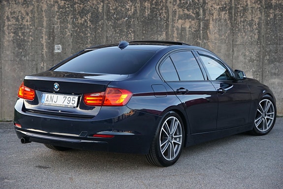 BMW 320d 12 of 23