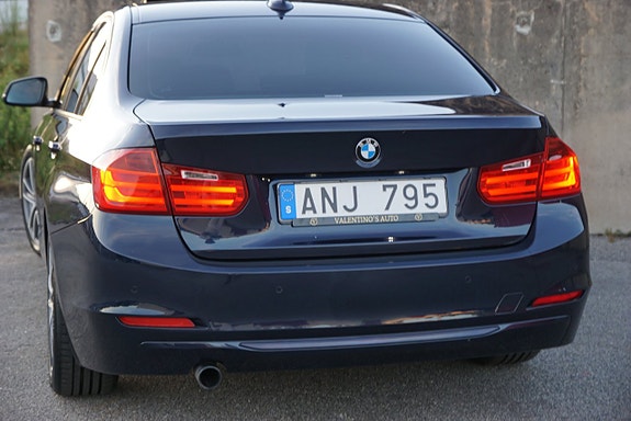 BMW 320d 8 of 23