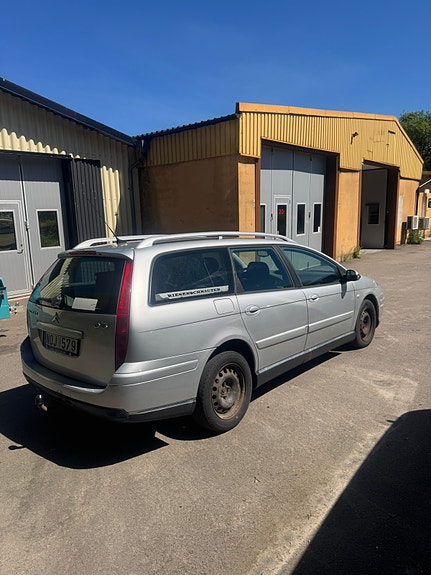 Citroen C5 2 of 4