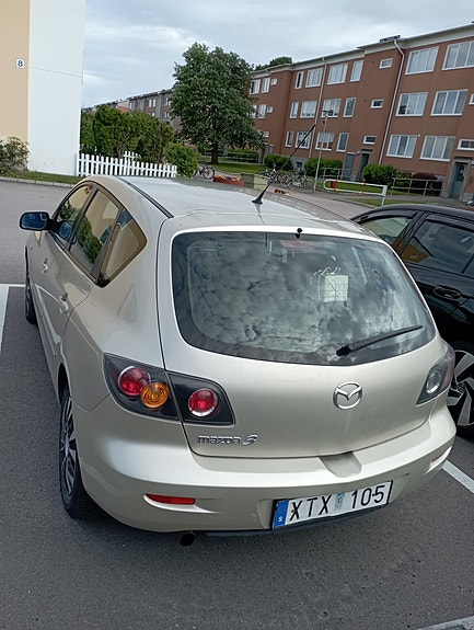 Mazda 3 3 of 5