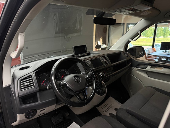 Volkswagen Transporter 4 of 5