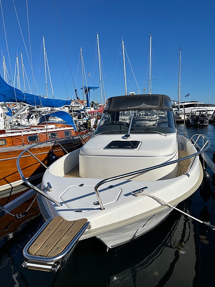 WestBoat 28, VP D4-300 (2011) 2 of 5