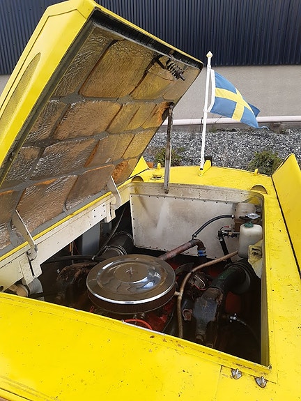 Volga 70 Chevy V8 6 of 9