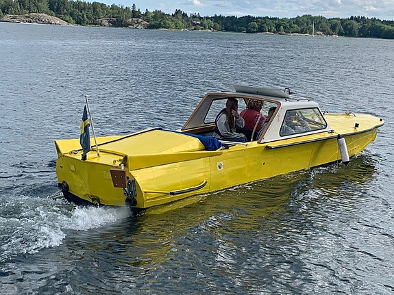 Volga 70 Chevy V8 2 of 9