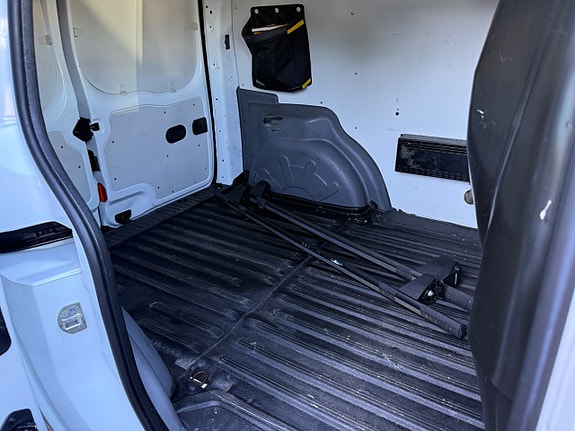 Renault Kangoo Express 11 of 16