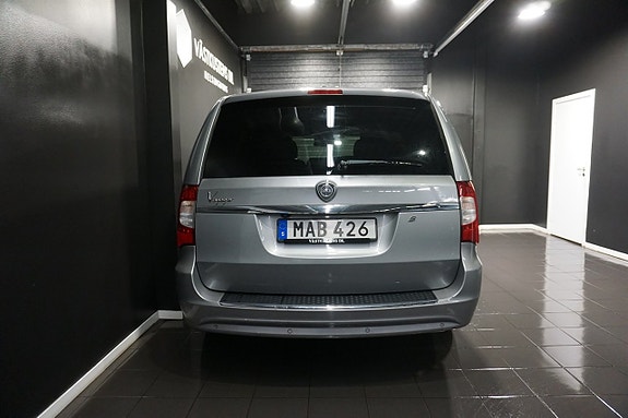 Lancia Voyager 6 of 24