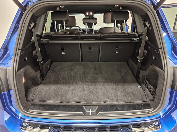 Mercedes-Benz GLB220 d 12 of 13