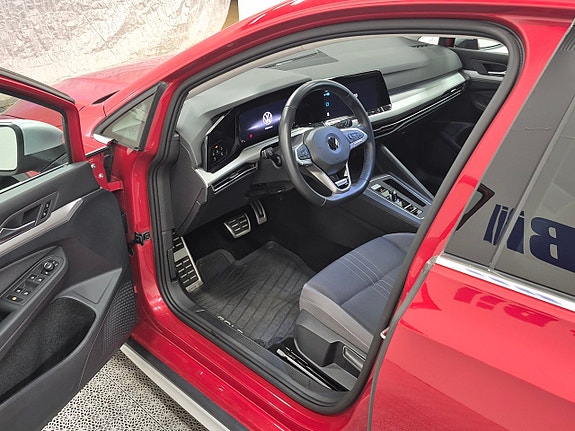 Volkswagen Golf I 2 of 10