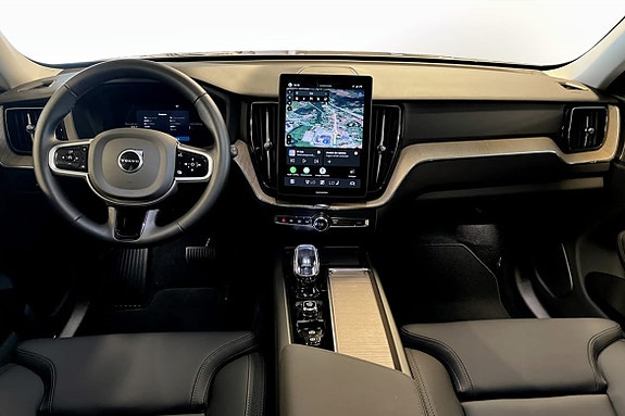 Volvo XC60 4 of 9