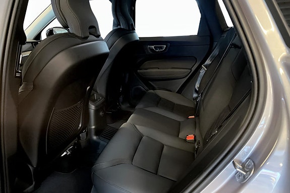 Volvo XC60 8 of 9