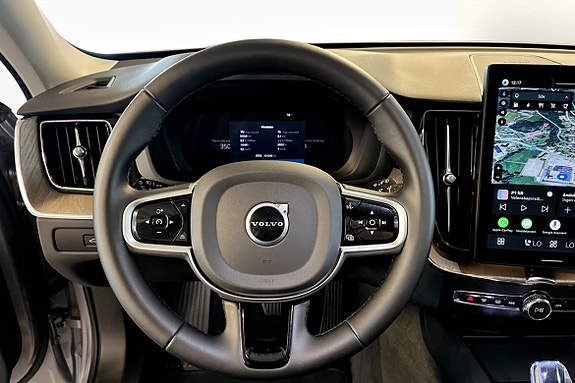 Volvo XC60 7 of 9