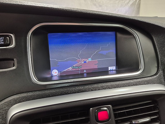 Volvo V40 Cross Country 7 of 10