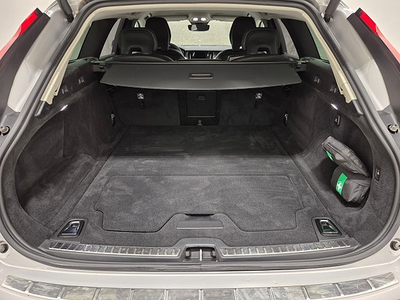 Volvo V90 9 of 11