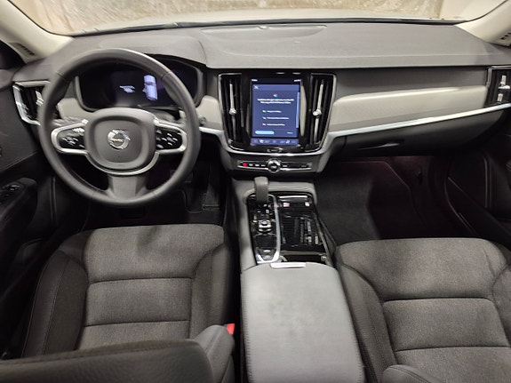 Volvo V90 6 of 11