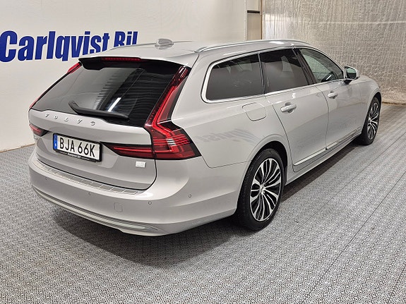 Volvo V90 4 of 11