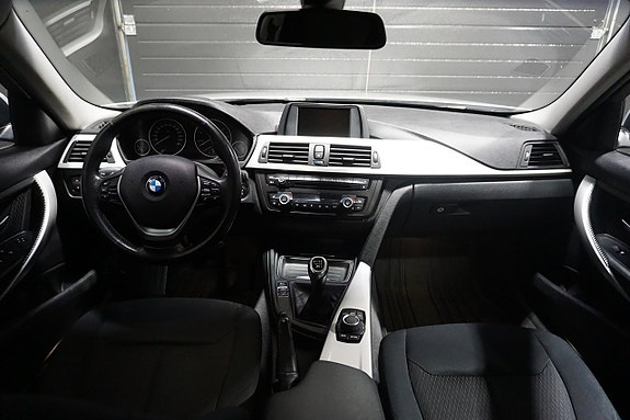 BMW 316 12 of 22