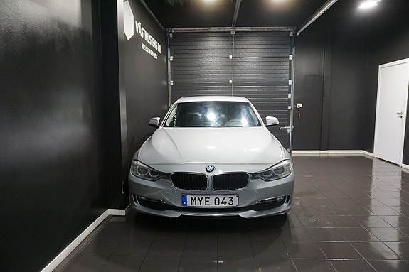 BMW 316 2 of 5
