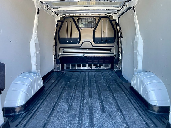 Ford Transit Custom 7 of 7