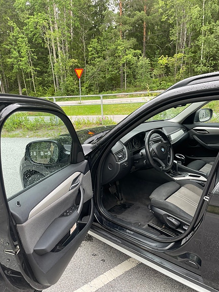 BMW X1 8 of 16