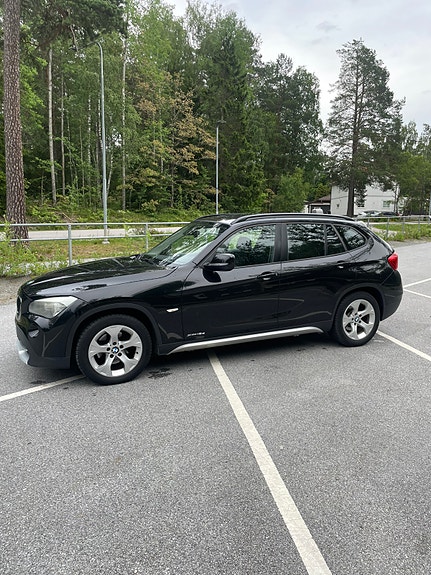 BMW X1 3 of 16