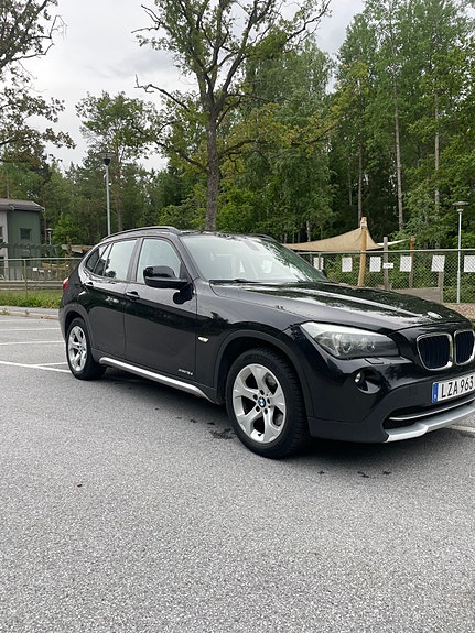 BMW X1 4 of 16