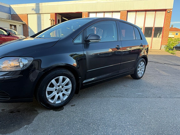 Volkswagen Golf Plus 11 of 30