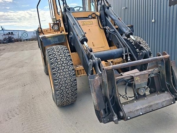Volvo BM 4300 SKEVNING SBM 2 of 5
