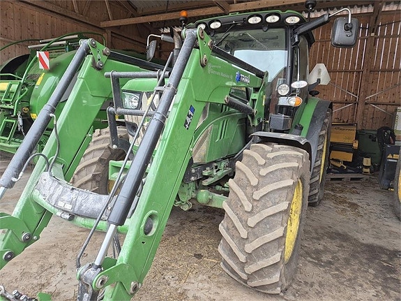 John Deere 6125R AP TRAKTOR 2 of 3