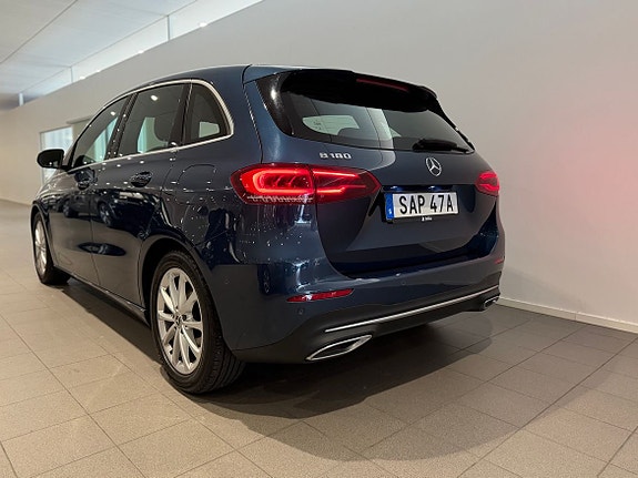 Mercedes-Benz B160 d 4 of 5