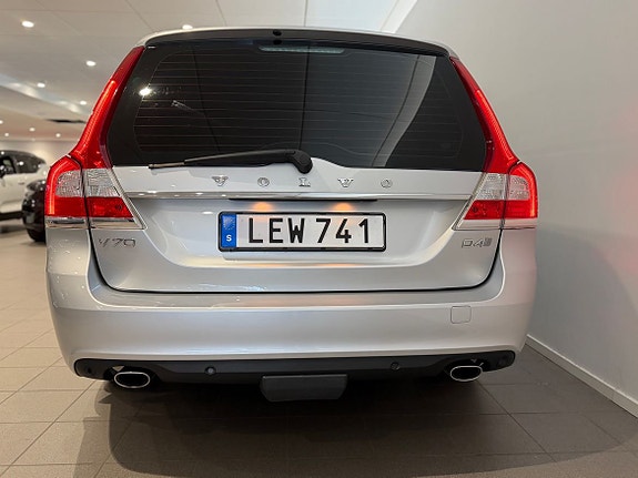 Volvo V70 5 of 5