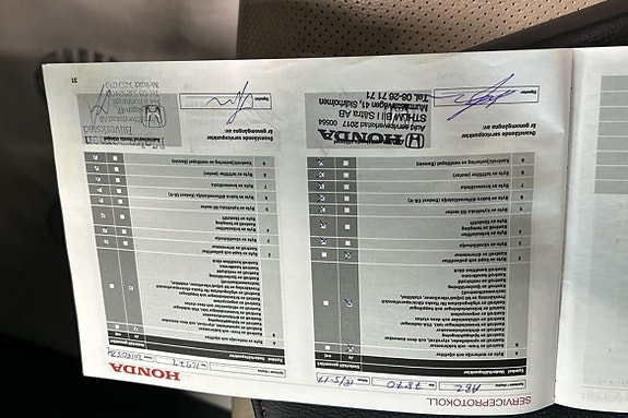 Honda CR-V 13 of 24