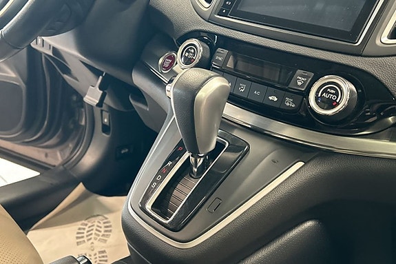 Honda CR-V 16 of 24