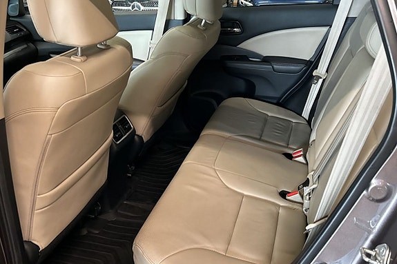 Honda CR-V 7 of 24