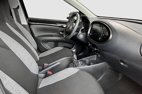 Toyota Aygo X 9 of 14