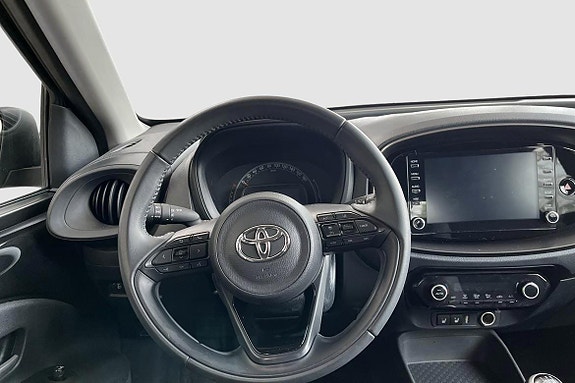 Toyota Aygo X 12 of 14
