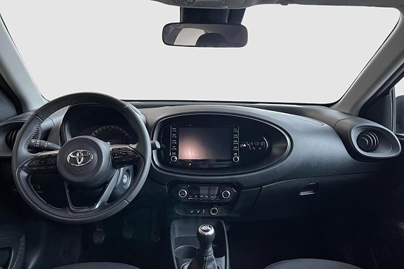 Toyota Aygo X 11 of 14
