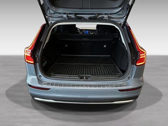 Volvo V60 Cross Country 10 of 15