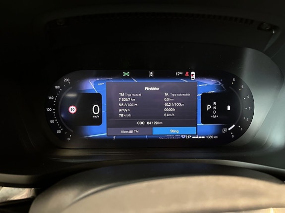 Volvo V60 Cross Country 12 of 15