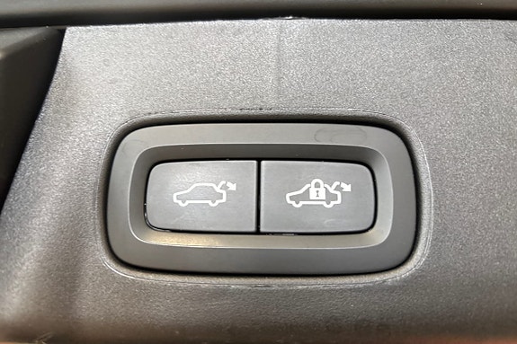 Volvo V90 18 of 22