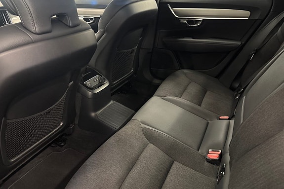 Volvo V90 12 of 22