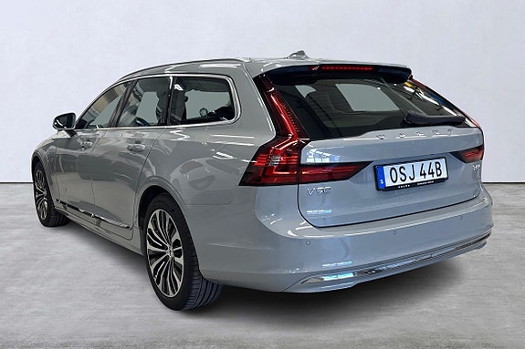 Volvo V90 4 of 22