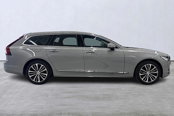 Volvo V90 3 of 22