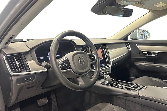 Volvo V90 8 of 22