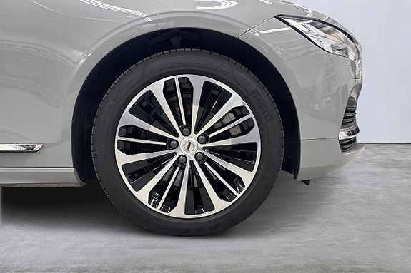 Volvo V90 14 of 22