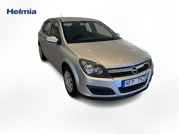 Opel Astra 3 of 5