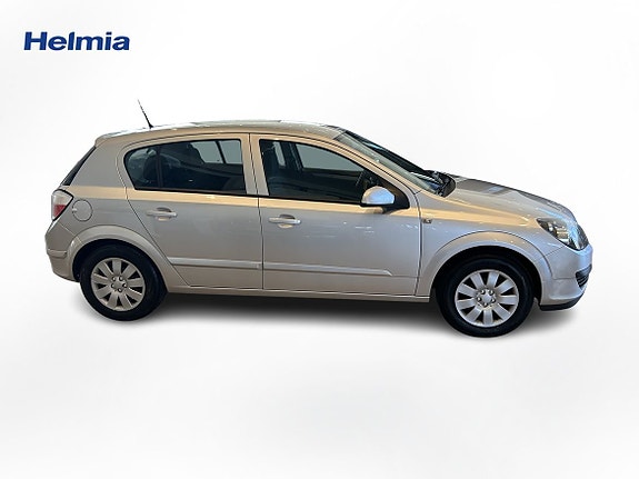 Opel Astra 4 of 5